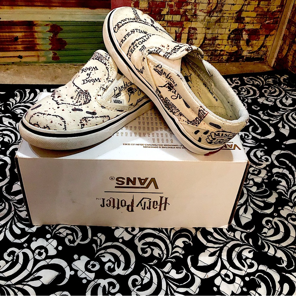 Harry Potter edition Vans boys size 10